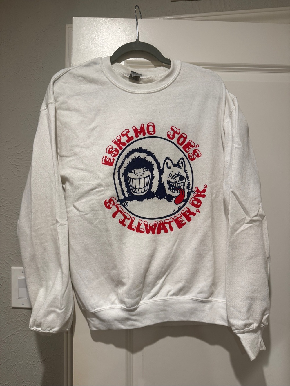 Eskimo Joe’s Stillwater Oklahoma White Graphic Crewneck Sweatshirt